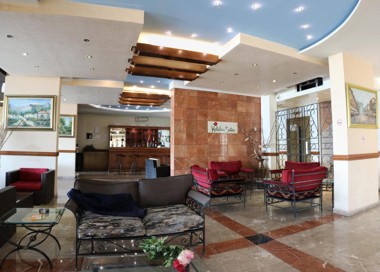 Holiday Suites Hotel & Beach Resort Joünié Exterior foto